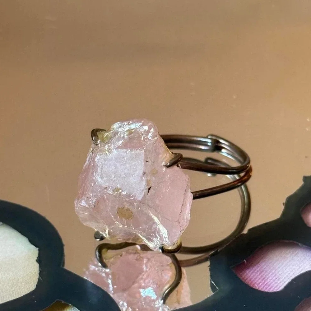Rose quartz ring with adjustable band